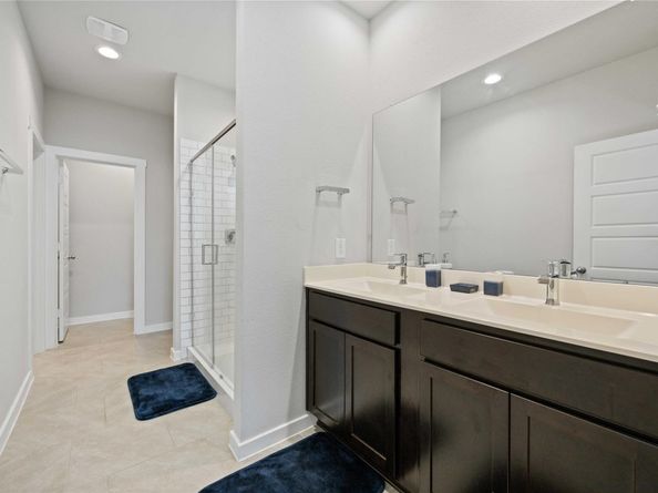 2823 Kennet Manor Drive, Houston TX 77047