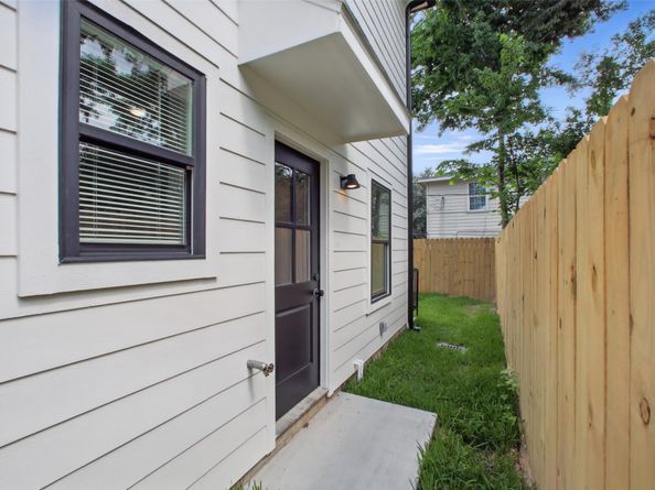 4719 Mallow Street, Houston TX 77033