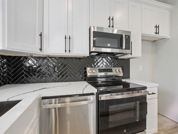 4719 Mallow Street, Houston TX 77033