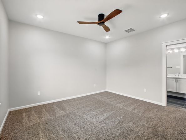 4719 Mallow Street, Houston TX 77033