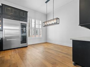 1156 Mosaico Lane, Houston TX 77055