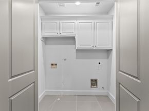 1156 Mosaico Lane, Houston TX 77055