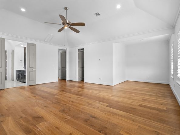 1156 Mosaico Lane, Houston TX 77055