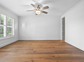 1156 Mosaico Lane, Houston TX 77055