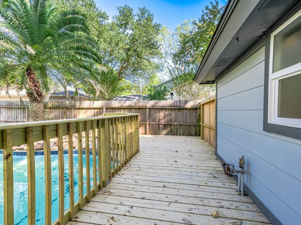 3511 Tree Lane, Houston TX 77339