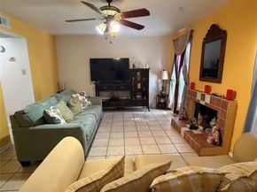 2110 Wilcrest Drive 101, Houston TX 77042