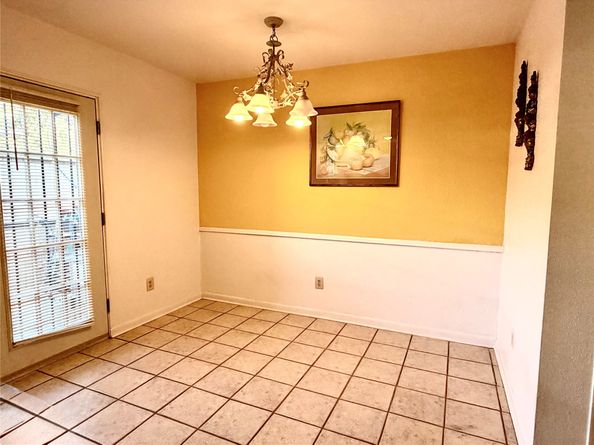 2110 Wilcrest Drive 101, Houston TX 77042