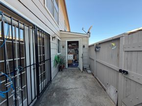 2110 Wilcrest Drive 101, Houston TX 77042