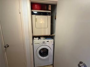 2110 Wilcrest Drive 101, Houston TX 77042