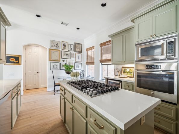 1956 Vermont Street, Houston TX 77019