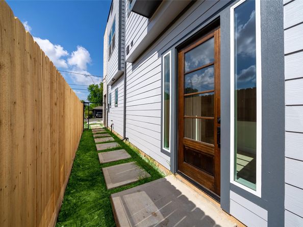 4515 Teton Street, Houston TX 77051