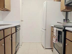 7950 N Stadium Drive 136, Houston TX 77030