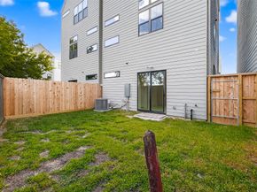 2855 Decker Place, Houston TX 77003