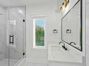 4208 Castor B, Houston TX 77022