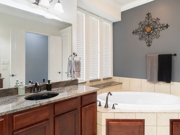 15807 Cooper Creek Court, Houston TX 77044