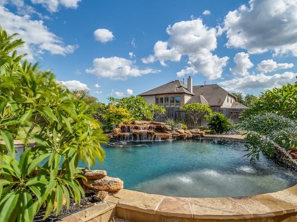 15807 Cooper Creek Court, Houston TX 77044