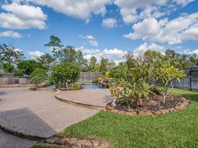 15807 Cooper Creek Court, Houston TX 77044