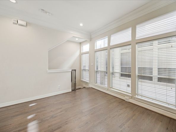 633 Hartman Street, Houston TX 77007