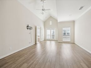 633 Hartman Street, Houston TX 77007