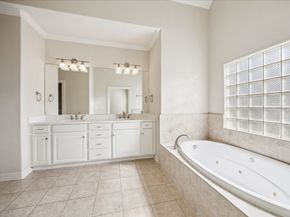 633 Hartman Street, Houston TX 77007