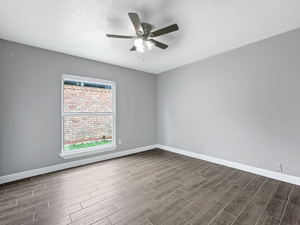 8910 Beau Monde Drive, Houston TX 77099