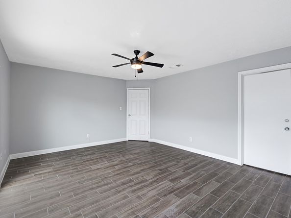 8910 Beau Monde Drive, Houston TX 77099