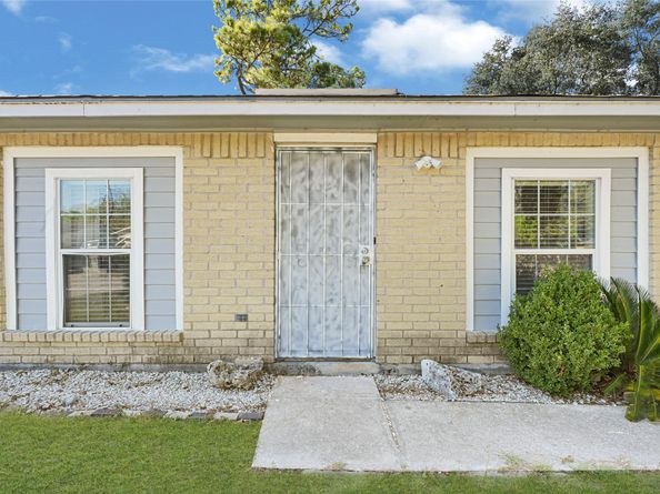 11619 Birch Run Lane, Houston TX 77067