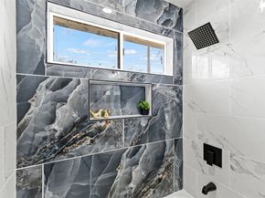 6034 Valley Cove Lane, Houston TX 77085