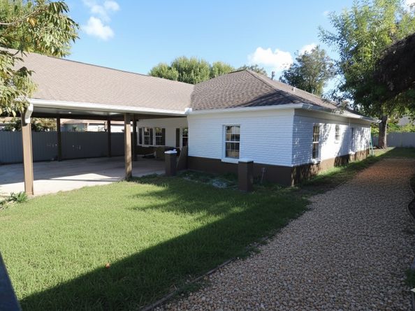 7514 Meadowshire Street, Houston TX 77037