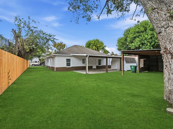 7514 Meadowshire Street, Houston TX 77037