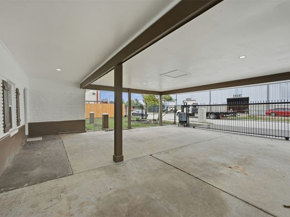 7514 Meadowshire Street, Houston TX 77037