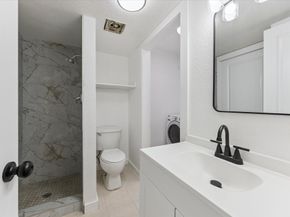 1936 Upland Drive, Houston TX 77043