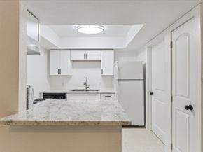 1936 Upland Drive, Houston TX 77043