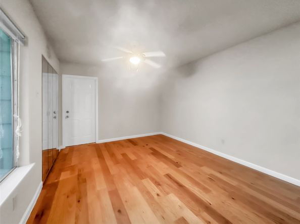 7059 Greenway Chase Street, Houston TX 77072