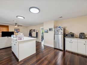 907 E 53rd Street, Austin TX 78751