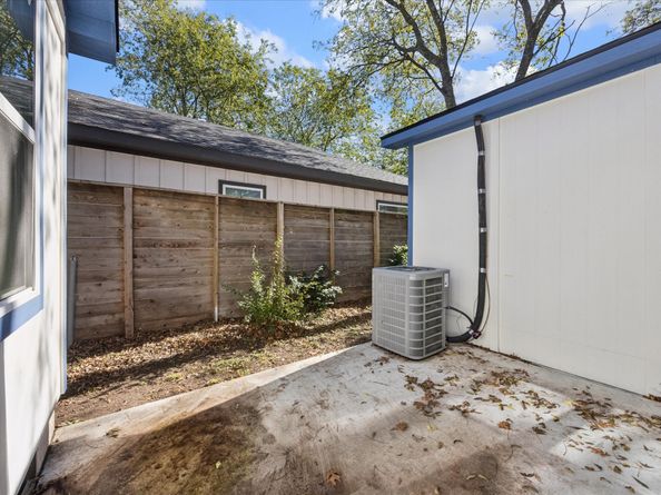 907 E 53rd Street, Austin TX 78751