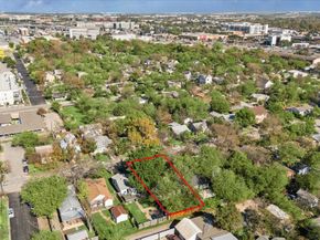 907 E 53rd Street, Austin TX 78751