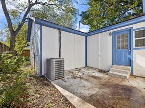 907 E 53rd Street, Austin TX 78751