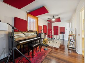 907 E 53rd Street, Austin TX 78751