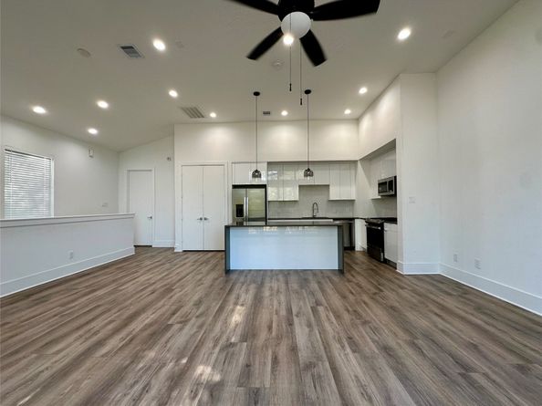 6642 Del Rio Street, Houston TX 77021