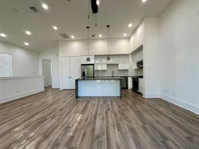 6642 Del Rio Street, Houston TX 77021