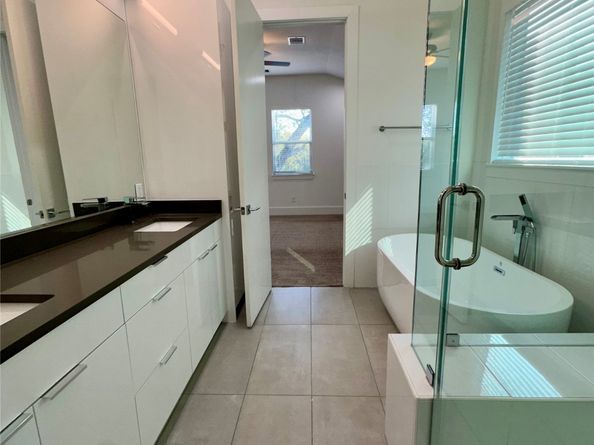 6642 Del Rio Street, Houston TX 77021