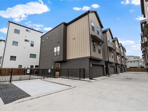 1614 Ojeman Road J, Houston TX 77055