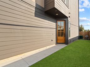 1614 Ojeman Road J, Houston TX 77055