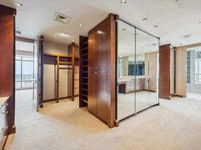 1100 Uptown Park Boulevard 234, Houston TX 77056