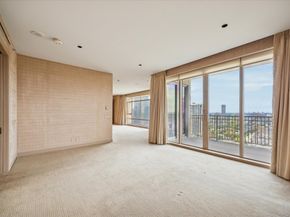 1100 Uptown Park Boulevard 234, Houston TX 77056