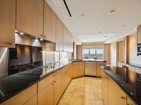 1100 Uptown Park Boulevard 234, Houston TX 77056