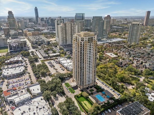 1100 Uptown Park Boulevard 234, Houston TX 77056