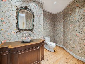 1100 Uptown Park Boulevard 234, Houston TX 77056