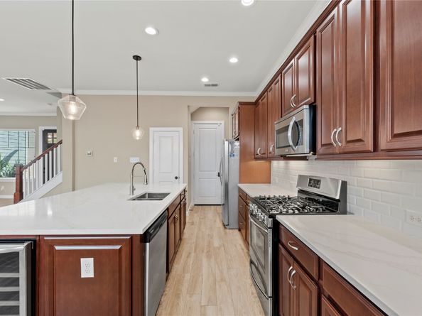 8910 Highgate Lane, Houston TX 77080